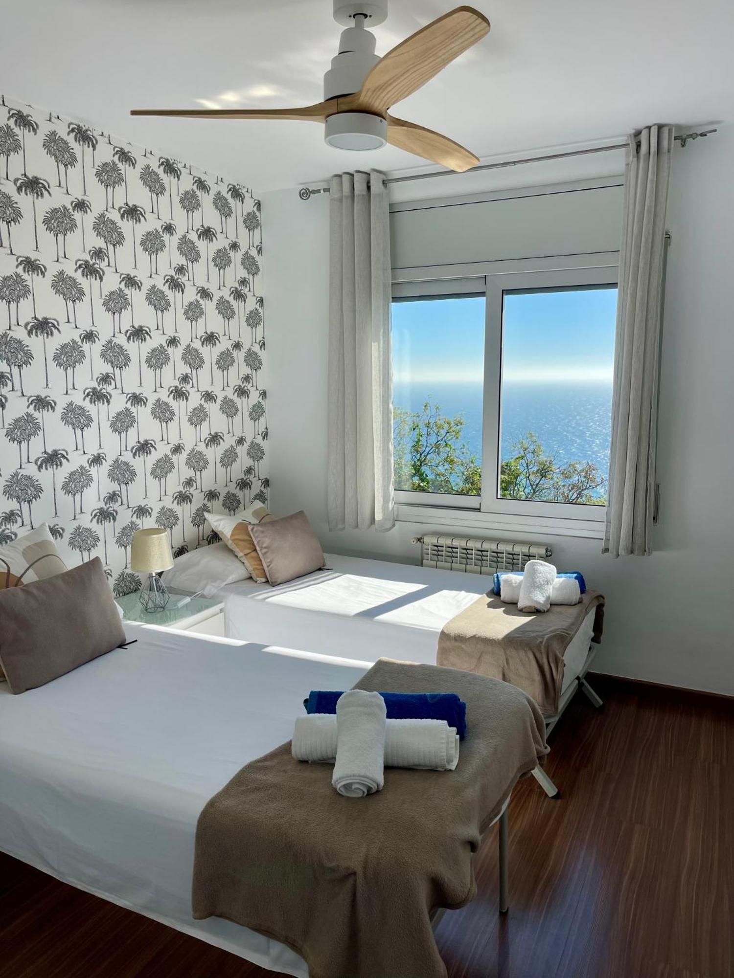 Seahomes Vacations, La Casa Blue Mediterranean Lifestyle بلانيس المظهر الخارجي الصورة